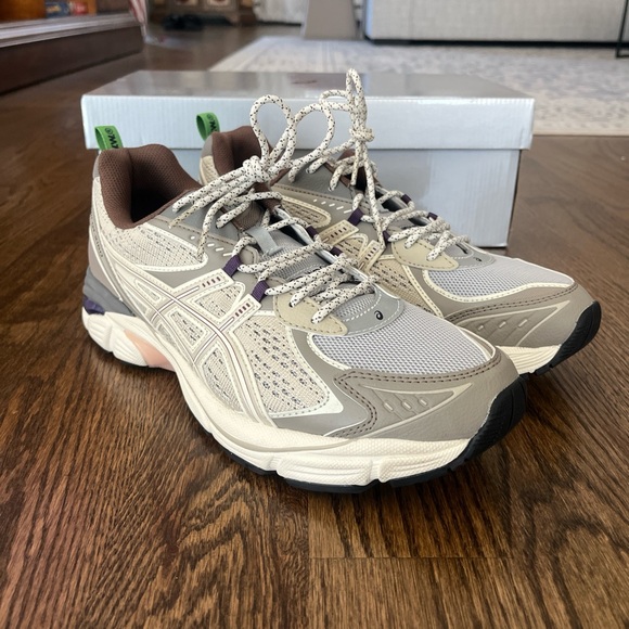 Asics Other - Asics GT 2160 Wood Wood Cream Oatmeal